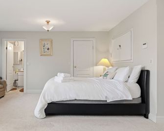 Garden Suite near Jericho Beach - Vancouver