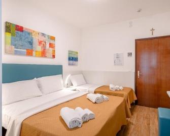 Hotel Royal Garnì - Caorle - Habitación