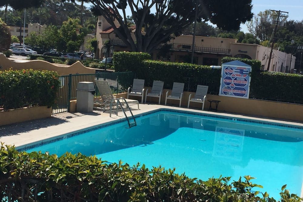 Oasis Inn and Suites - סנטה ברברה - בריכה