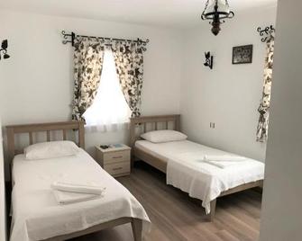 Ada Hotel - Bozcaada - Bedroom