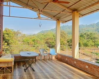 Spring Farm Ville - Alibag - Balcony