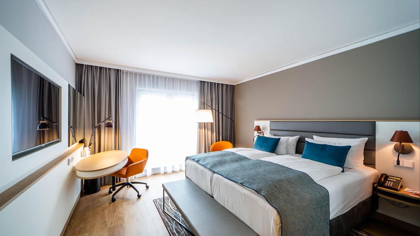 Holiday Inn Berlin Airport - Conf Centre By IHG