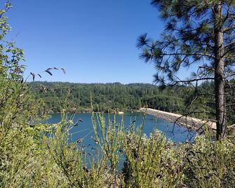 Discover Lakes, Rivers, Tahoe National Forest - Colfax - Piscina