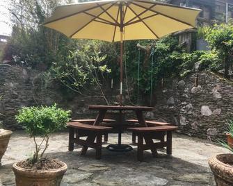 3 Top View Cottages - Salcombe - Patio