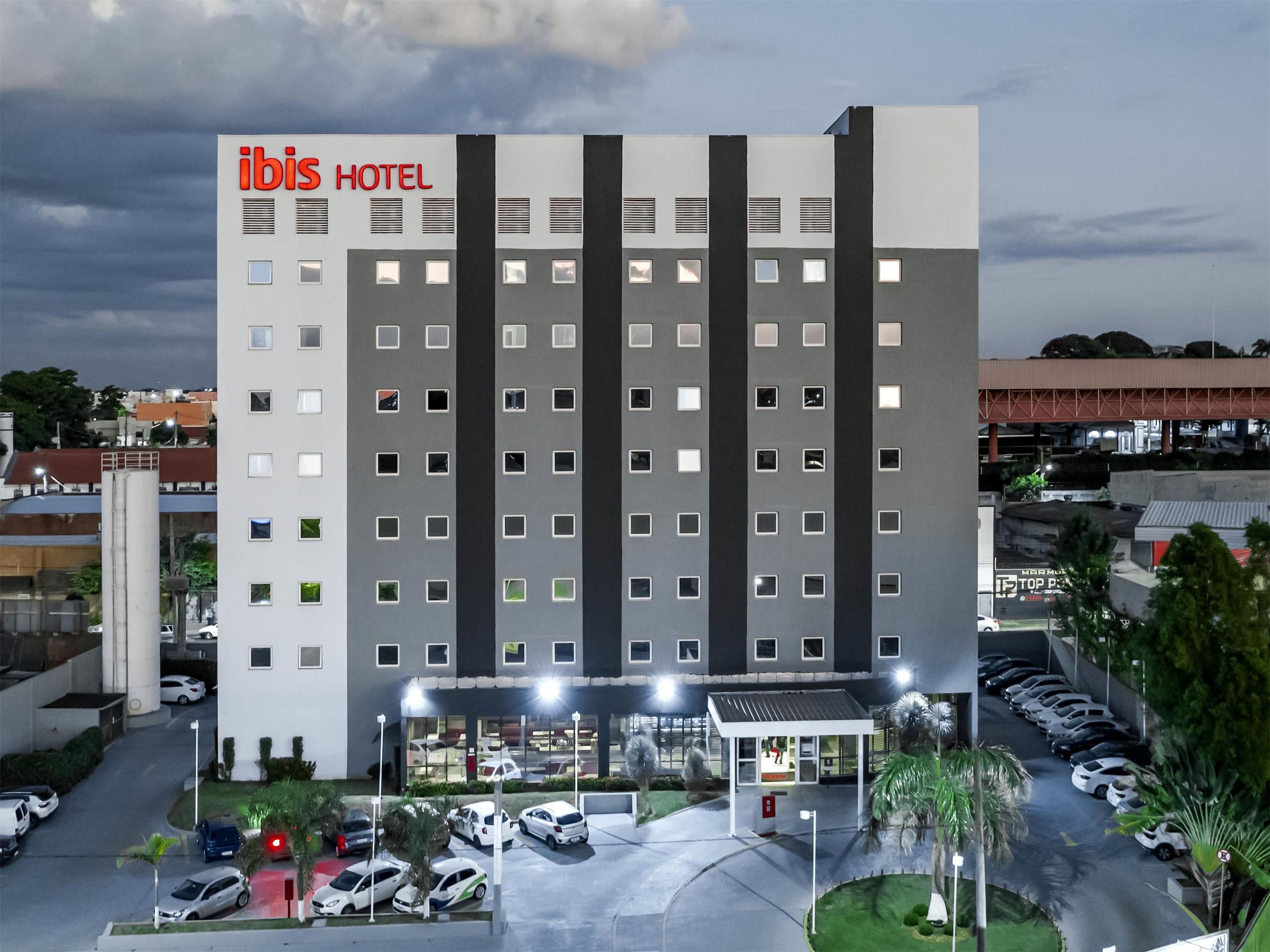 Ibis Uberaba - Uberaba - Edificio