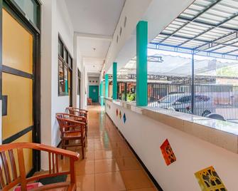 Hotel O Central Madiun Near Stasiun Kota Madiun - Madiun - Lobby