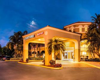 Courtyard by Marriott Fort Lauderdale North/Cypress Creek - Fort Lauderdale - Building