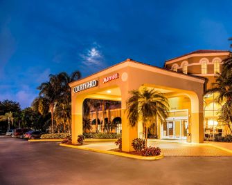 Courtyard by Marriott Fort Lauderdale North/Cypress Creek - Fort Lauderdale - Bygning