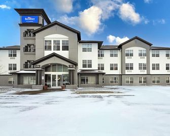 Baymont by Wyndham Auburn Hills South - Auburn Hills - Building