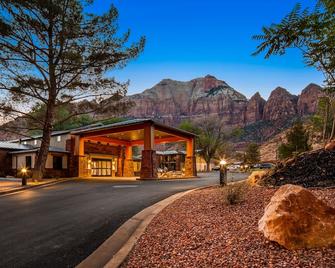 Best Western Plus Zion Canyon Inn & Suites - Springdale - Building