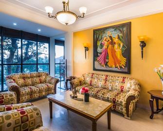 Tulip Inn Green Castle - Mussoorie - Living room