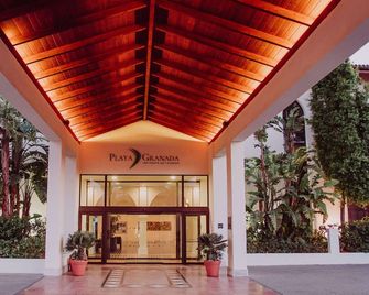 Impressive Playa Granada Golf - Motril