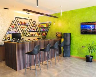 Kareno Hotel Tsaghkadzor - Tsaghkadzor - Bar