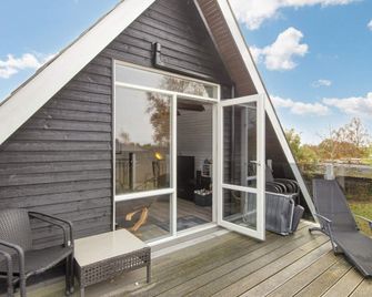 6 person holiday home in Ebeltoft - Ebeltoft