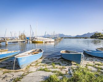 Yachthotel Chiemsee Gmbh - Прін-ам-Кімзе