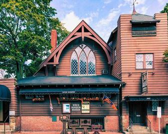Historic1710 Home| Downtownsalem +parking - Salem - Building