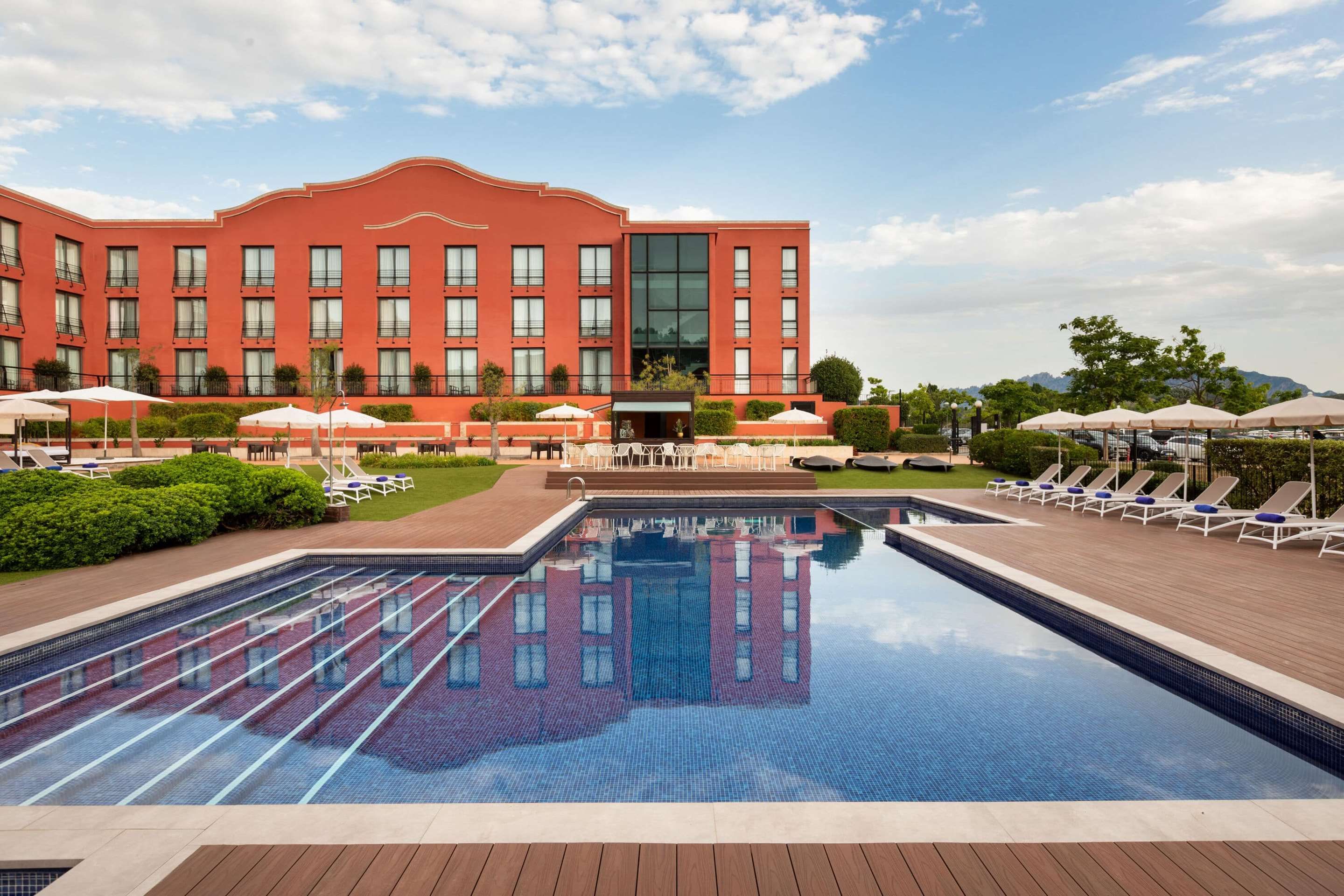 Hotel Barcelona Golf Resort - Sant Esteve Sesrovires - Piscine