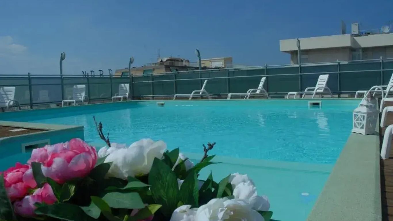 Residence Hotel Club House