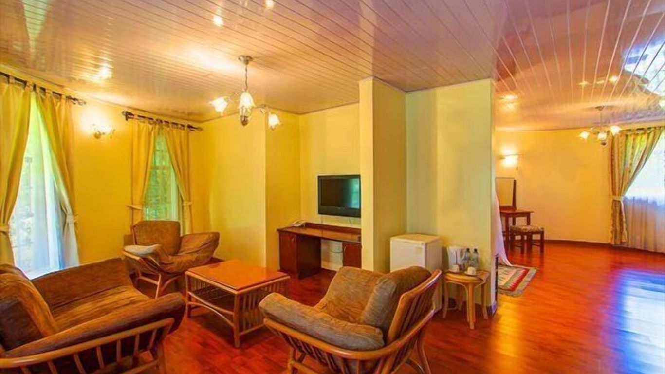 Poa Place Resort & Hotel - Where Nature Meets Comfort