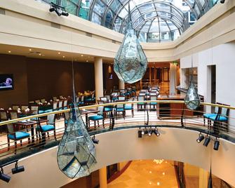 Howard Johnson Plaza by Wyndham Buenos Aires Florida Street - בואנוס איירס - לובי