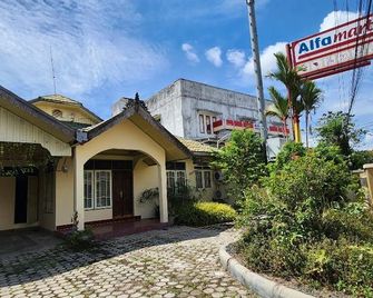 Penginapan Syariah Hesti Husni - Banjarbaru - Edifício