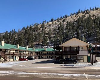 Ponderosa Lodge, an Ascend Collection Hotel - Red River - Building