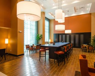 Hampton Inn & Suites Huntsville - Huntsville - Restaurant