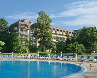 Lotos Hotel - Riviera Holiday Club - Golden Sands - Piscina