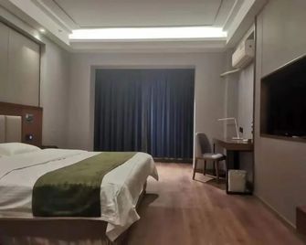 格林豪泰酒泉世纪广场商务酒店 - 酒泉