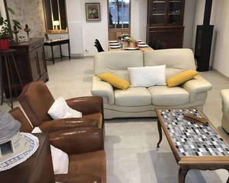 La maison du Tour de Ville - Cajarc - Salon