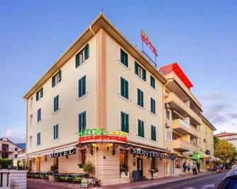 Hotel Montenegrino - Tivat - Building