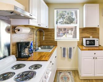 2 Mi to Feather River: Outdoor Escape in Oroville! - Oroville - Küche