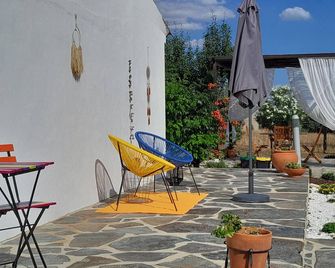 Monte da Rua 13 - Casa de Aldeia - Redondo - Patio