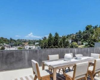 Epic Views in this Spacious Two Bedroom + Office in SilverLake, Los Angeles - Los Angeles - Balcony