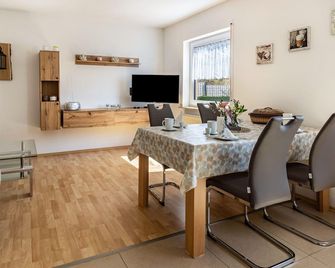 63qm im Eschachtal - Niedereschach - Dining room