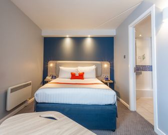 Holiday Inn Express Glasgow City Theatreland by IHG - גלזגו - חדר שינה