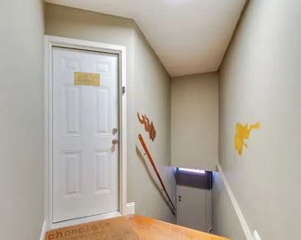 Quaint Kingsport Apartment Near Greenbelt Trail! - Kingsport - Hallway