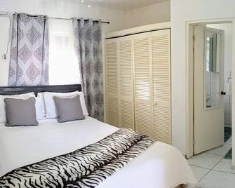 Cozy, Cole Bay, one bedroom with security and free parking - Cole Bay - Chambre