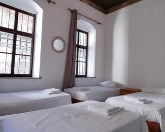 Rhodes Youth Hostel - Rhodes - Chambre