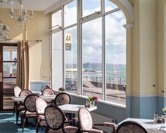 ذا كوينز هوتل - بنزانس - مطعم