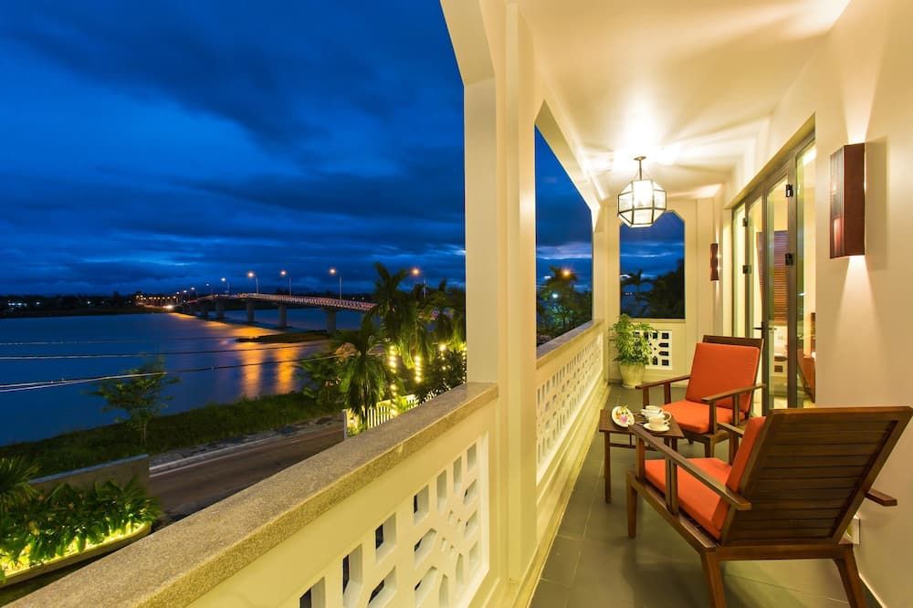RiverTown Hoi An Resort & Spa - הוי אן - מרפסת