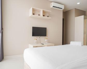 Elegant 2BR Ciputra International Apartment near Puri Indah Mall - Jakarta - Chambre