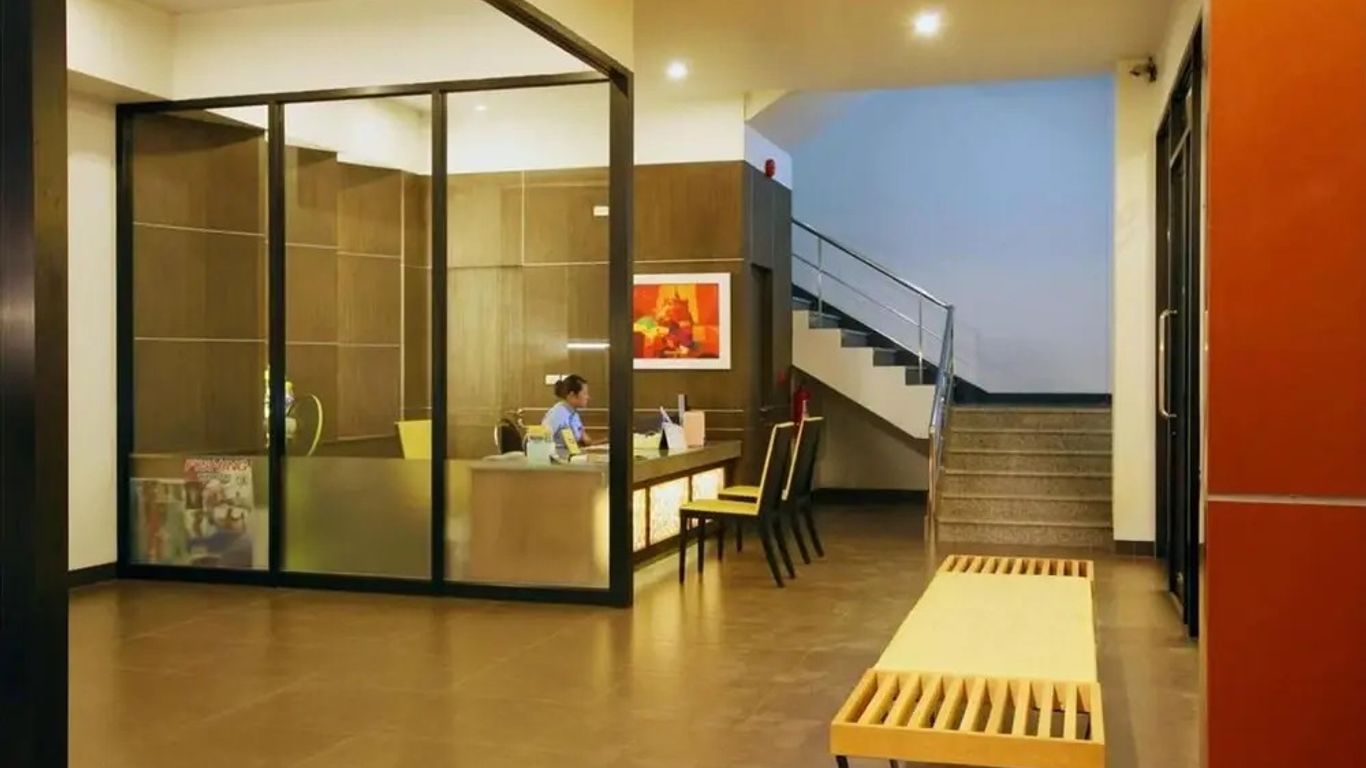 Baan Saikao Plaza Hotel & Service Apartment