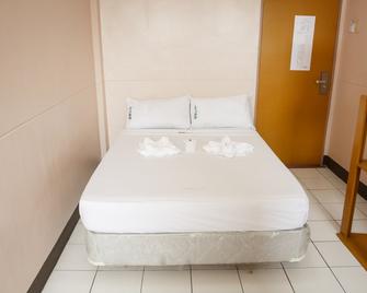 Gv Hotel - Davao - Davao - Camera da letto