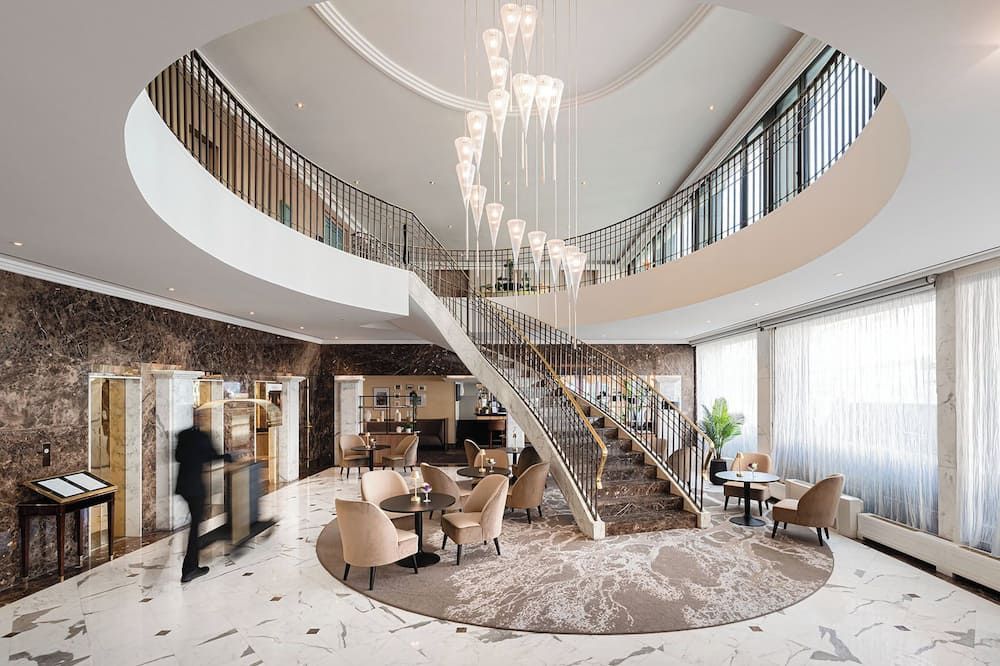 Warwick Geneva - ג'נבה - לובי