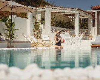 Ampelia Studios - Chaniotis - Piscina