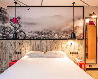ibis Styles Dinan Centre-Ville - Dinan - Habitación