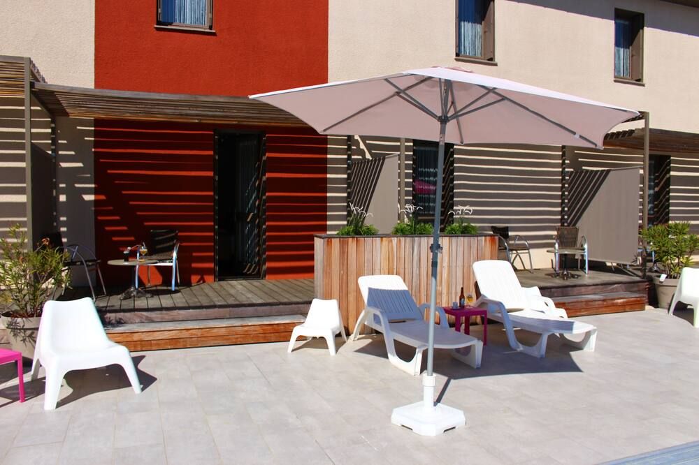 Hôtel Les Gabarres - Tour-de-Faure - Patio