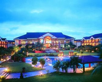 The Golden Retreat - Haldia - Building