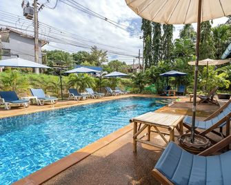 Mook Lanta Eco Resort - Ko Lanta - Piscina